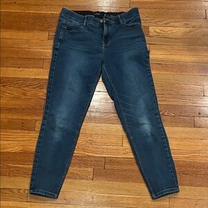 Curve Appeal Skinny Jeans